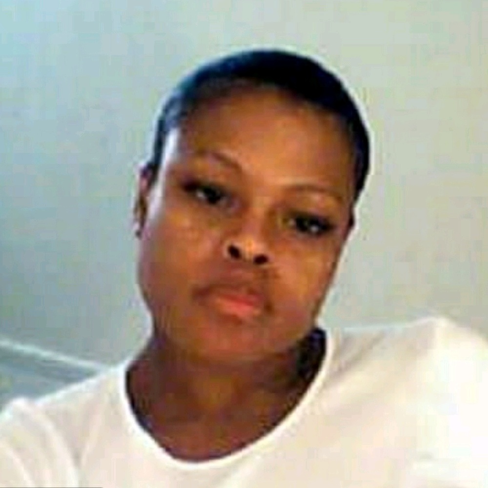 Meet your Posher, Montiq